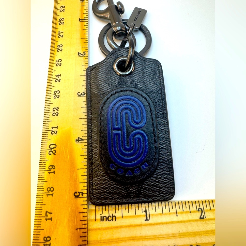 Coach Retro C Leather Keychain Bottle Opener Rare Japan Edition Gunmetal Logo - Picture 7 of 9